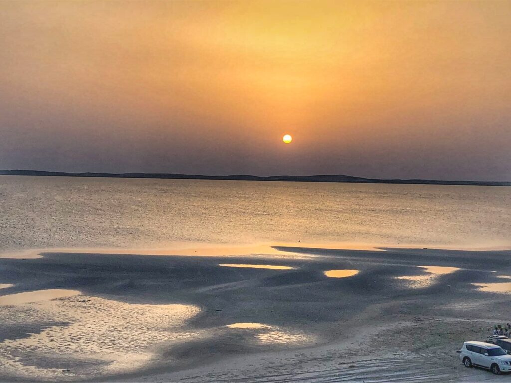  Sunset/Sunrise Viewing Qatar